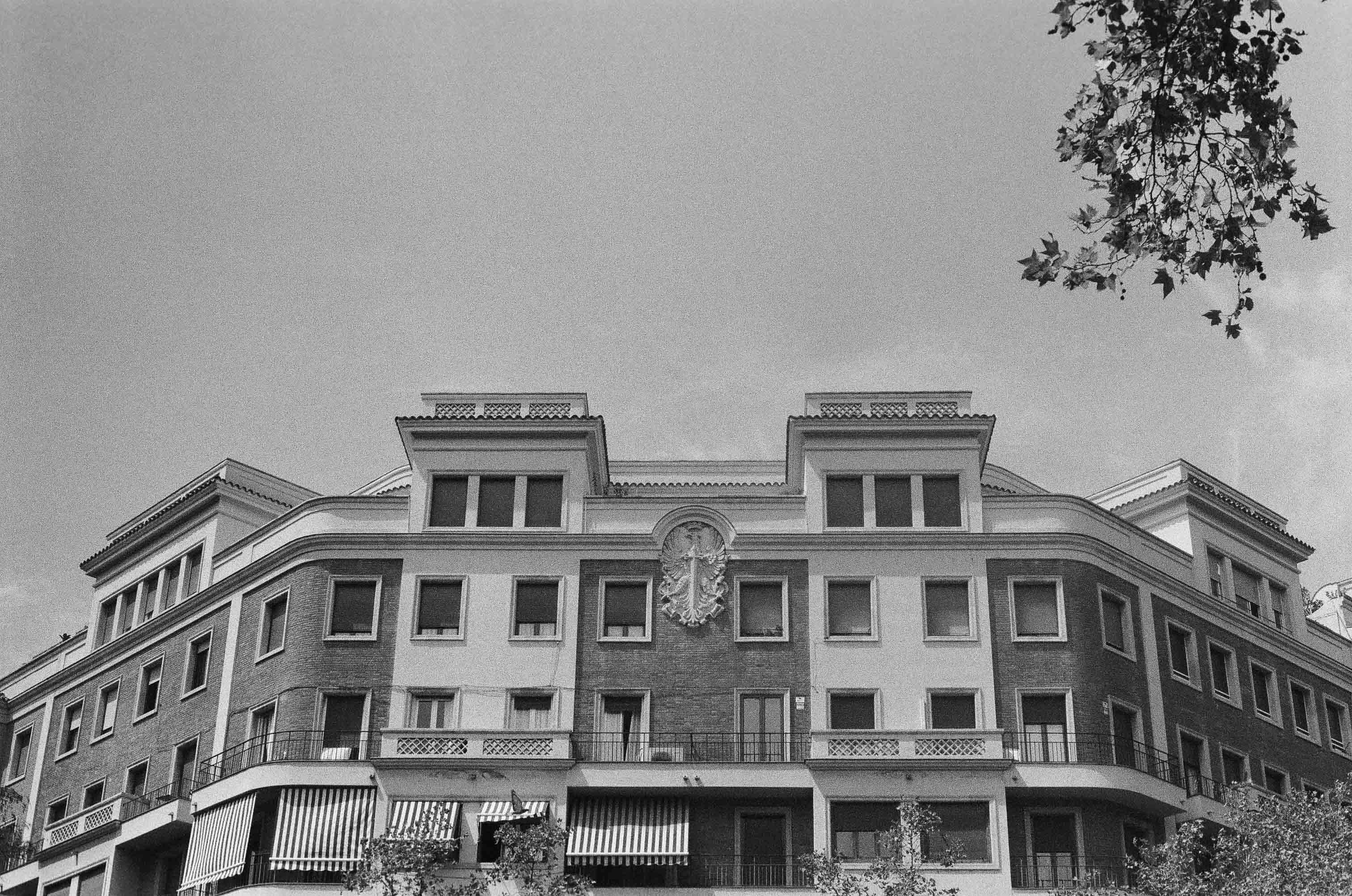 Thumbnail for spain64.jpg